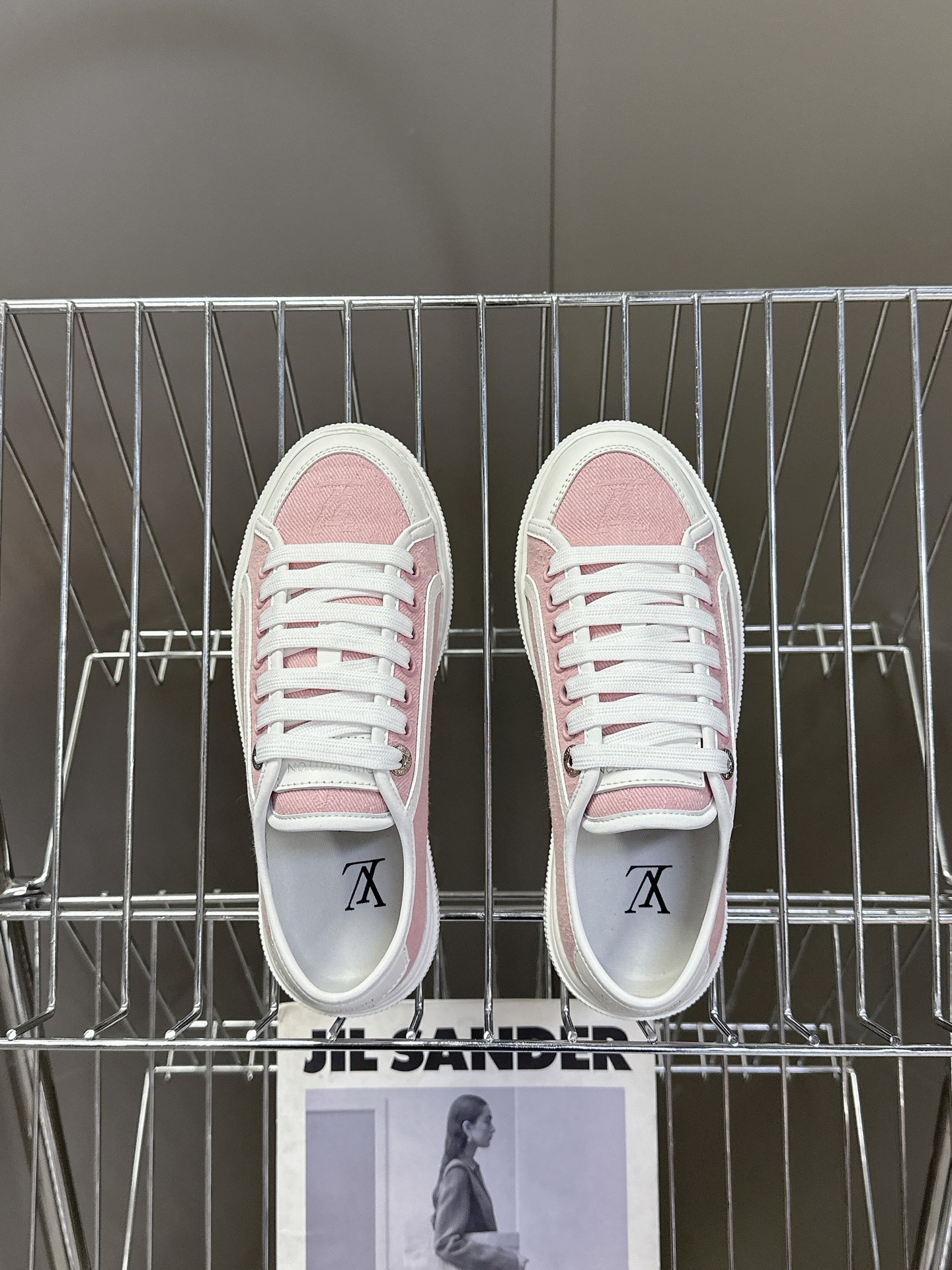  LV路易威登 Lagoon Sneaker 25ss春夏新款 丹宁牛仔帆布鞋 春夏限定 真的有人可以拒