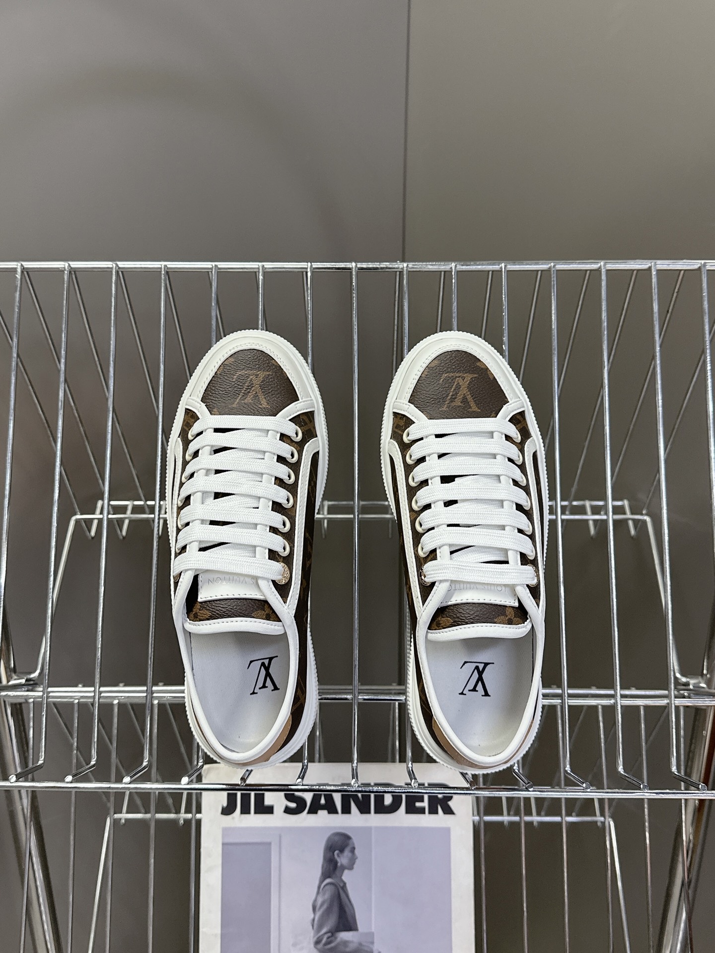  LV路易威登 Lagoon Sneaker 25ss春夏新款 丹宁牛仔帆布鞋 春夏限定 真的有人可以拒