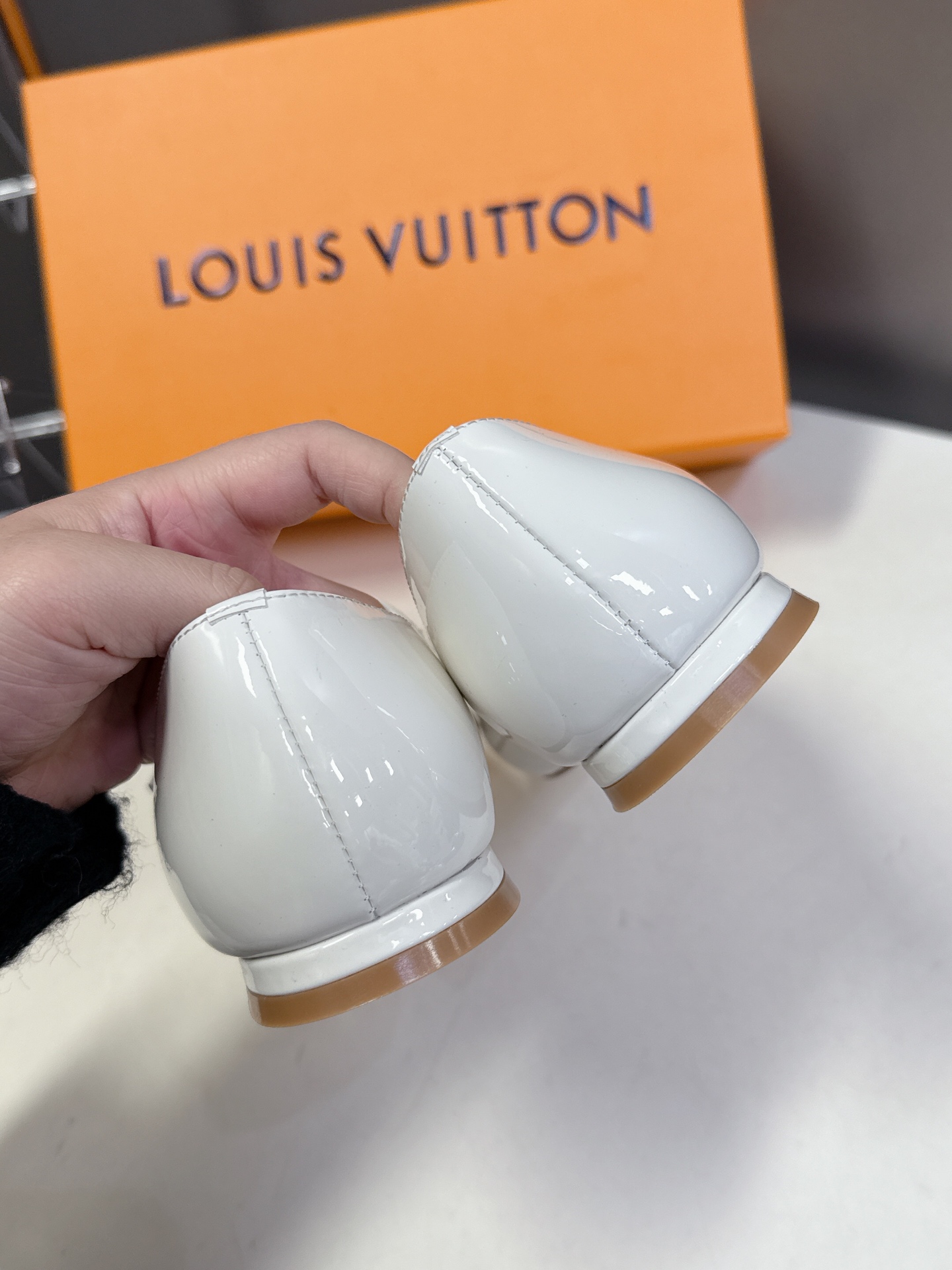  Louis Vuitton 路易威登春夏玛丽珍时装平底鞋 春夏秀场出镜率最高的一款单品 超多名模上脚 