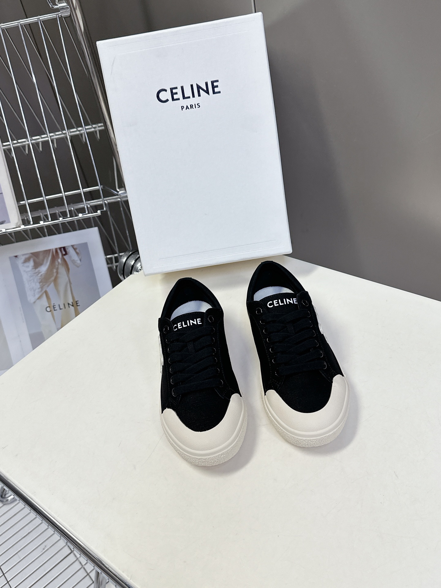  CELINE思琳25ss春夏走秀凯旋门休闲鞋、AS-01 系列运动鞋、lisa、陈立农超多明星上脚、这