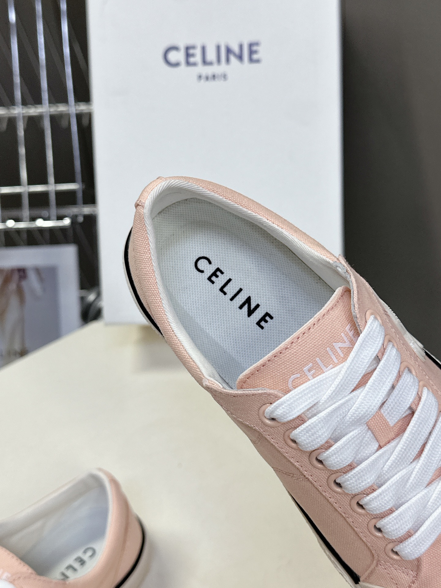  CELINE思琳25ss春夏走秀凯旋门休闲鞋、AS-01 系列运动鞋、lisa、陈立农超多明星上脚、这