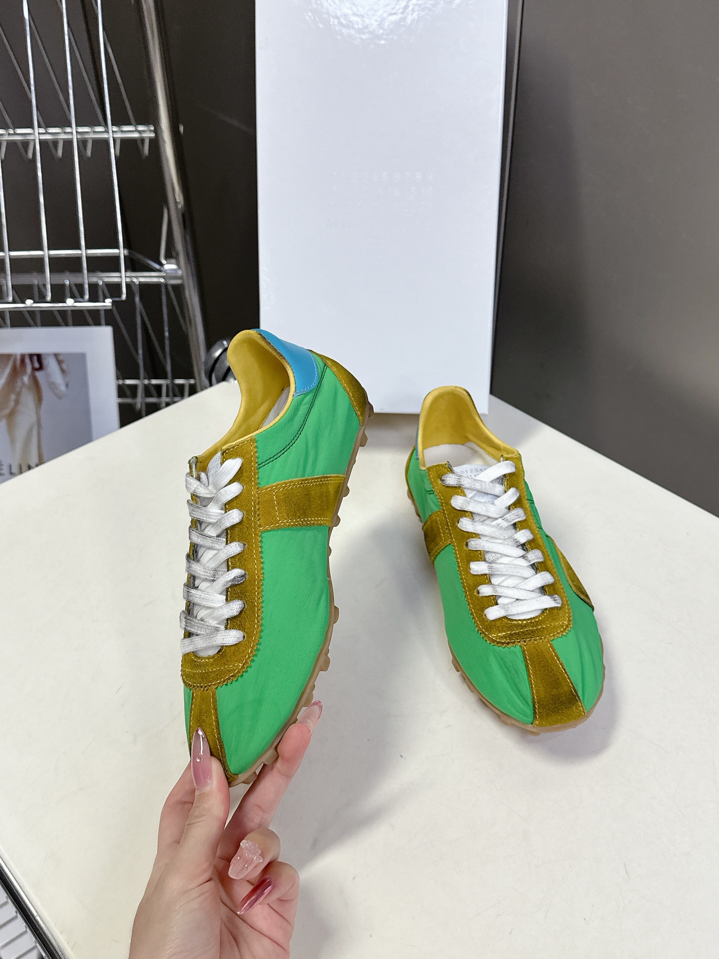  男装➕10 Maison Margiela  25ss 春夏新款 MM6马吉拉 情侣款👫薄底运动鞋 新