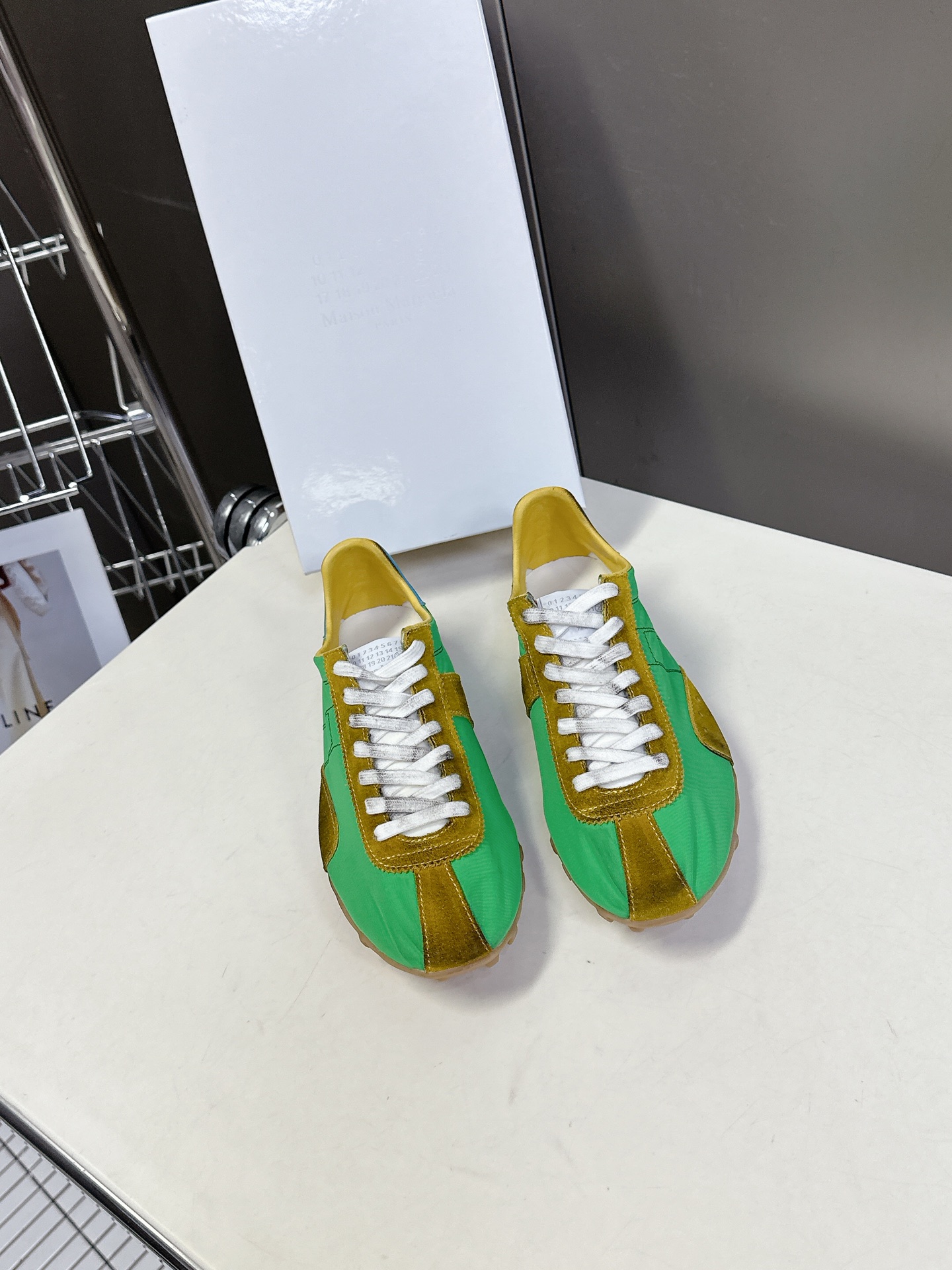  男装➕10 Maison Margiela  25ss 春夏新款 MM6马吉拉 情侣款👫薄底运动鞋 新