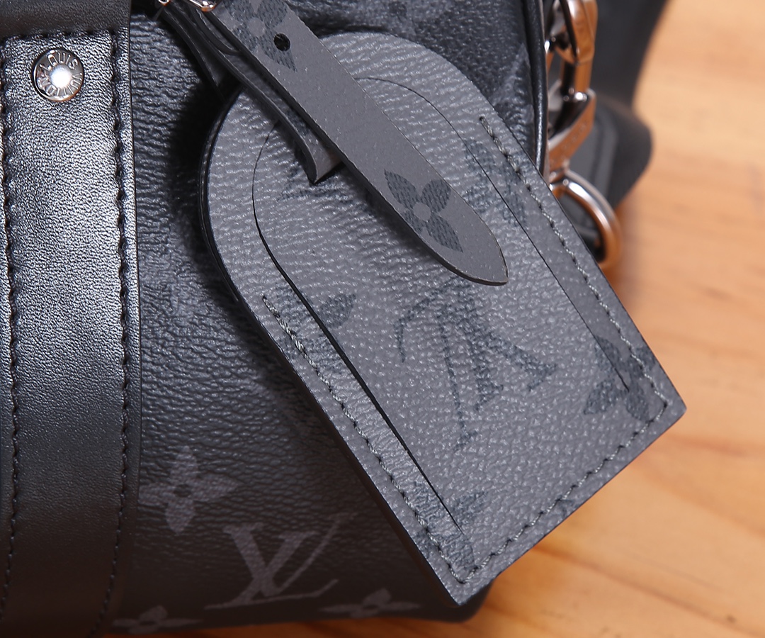 【163C01动态芯片】‼️顶级原单、加强版‼️ 本款 Keepall 25 手袋取材 Monogram Eclipse 【163C01动态芯片】‼️顶级原单、加强版‼️ 本款 Keepall 25 手袋取材 Monogram Eclipse