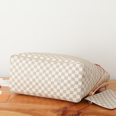 👉变码芯片版‼️顶级原单、加强版‼️Neverfull 大号托特包为 Damier Azur 帆布勾勒牛皮革饰边,于宽敞 👉变码芯片版‼️顶级原单、加强版‼️Neverfull 大号托特包为 Damier Azur 帆布勾勒牛皮革饰边,于宽敞