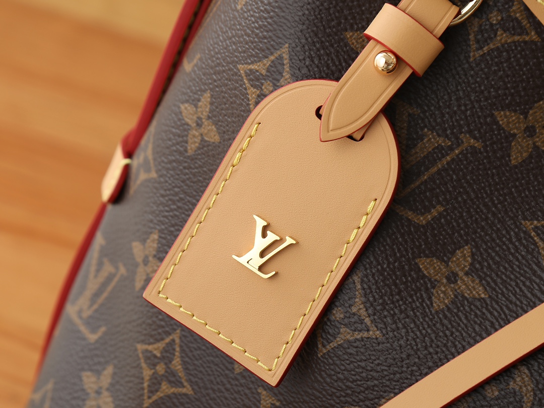 【163C01动态芯片】‼️顶级原单、加强版‼️CarryAll 小号手袋取材 Monogram 帆布和皮革饰边,成就都 【163C01动态芯片】‼️顶级原单、加强版‼️CarryAll 小号手袋取材 Monogram 帆布和皮革饰边,成就都