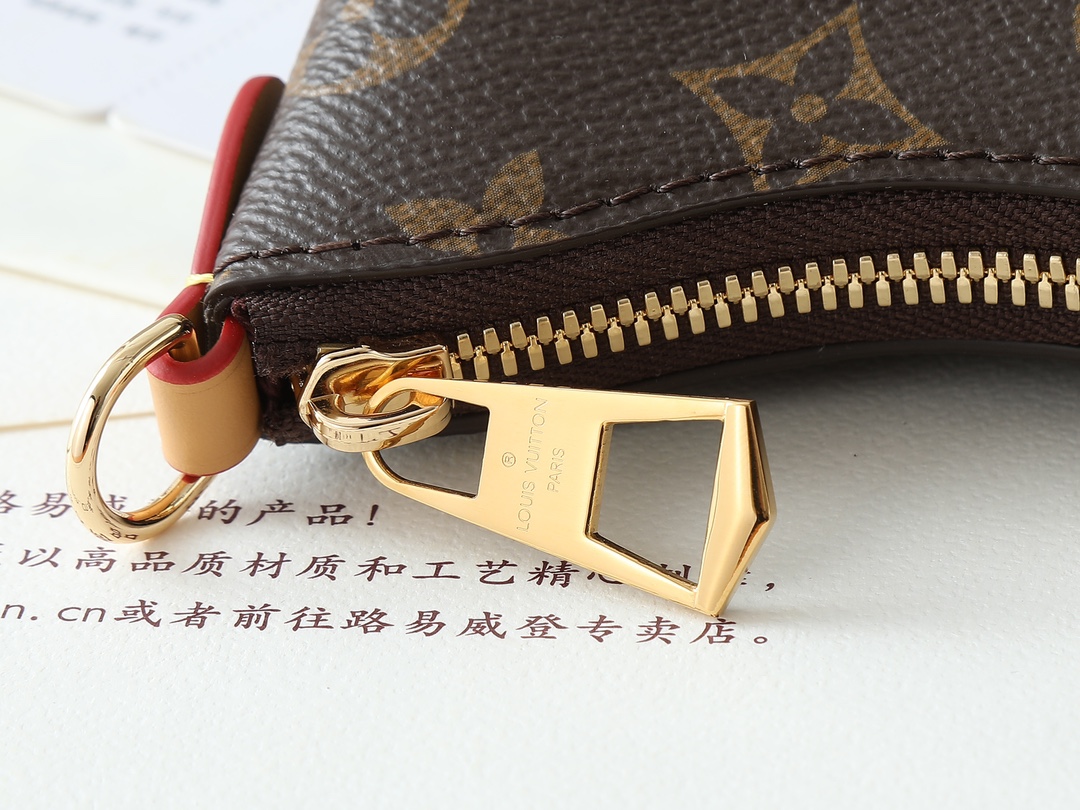 【163C01动态芯片】‼️顶级原单、加强版‼️Nano Boulogne 手袋以经典 Monogram 帆布致意品牌传 【163C01动态芯片】‼️顶级原单、加强版‼️Nano Boulogne 手袋以经典 Monogram 帆布致意品牌传