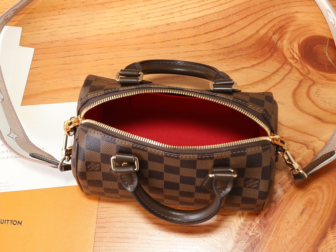 【163C01动态芯片】‼️顶级原单、加强版‼️Speedy Bandoulière 20 手袋取材 Damier Eb 【163C01动态芯片】‼️顶级原单、加强版‼️Speedy Bandoulière 20 手袋取材 Damier Eb