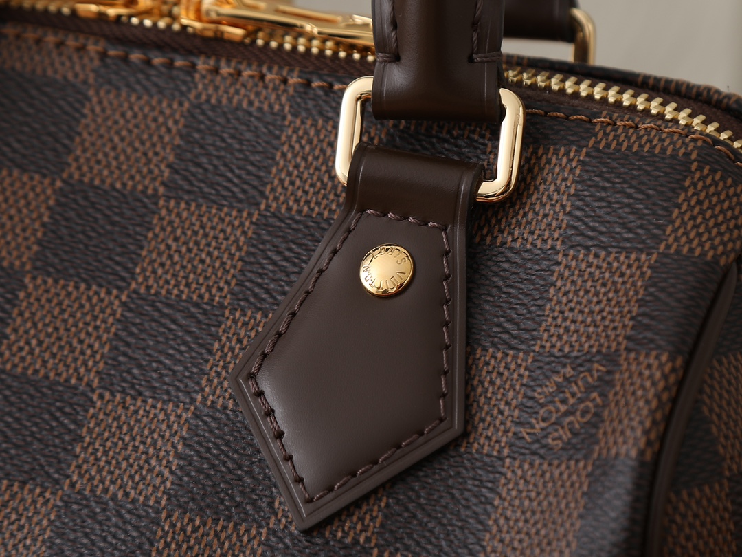 【163C01动态芯片】‼️顶级原单、加强版‼️Speedy Bandoulière 20 手袋取材 Damier Eb 【163C01动态芯片】‼️顶级原单、加强版‼️Speedy Bandoulière 20 手袋取材 Damier Eb