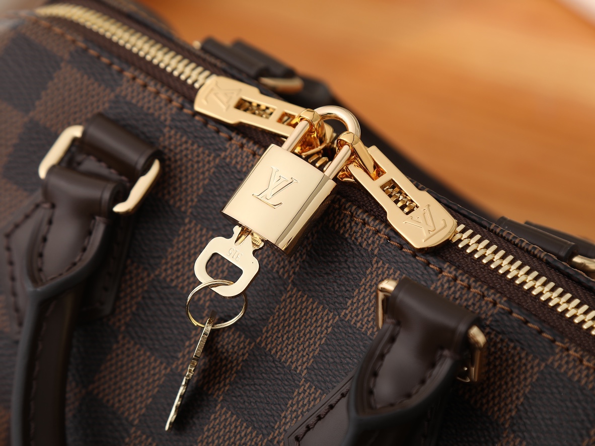 【163C01动态芯片】‼️顶级原单、加强版‼️Speedy Bandoulière 20 手袋取材 Damier Eb 【163C01动态芯片】‼️顶级原单、加强版‼️Speedy Bandoulière 20 手袋取材 Damier Eb