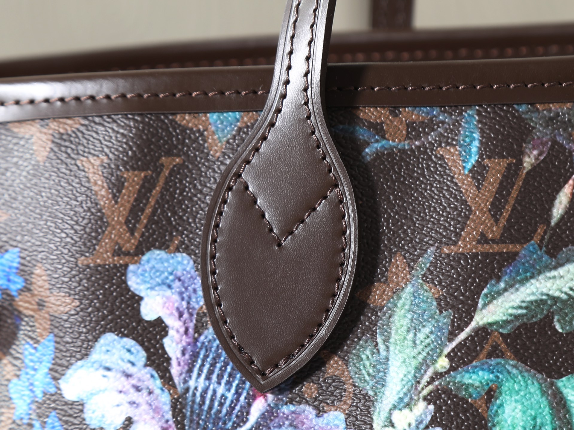 【163C01动态芯片】‼️顶级原单、加强版‼️Neverfull 中号手袋出自 Monogram Eden 系列，为 