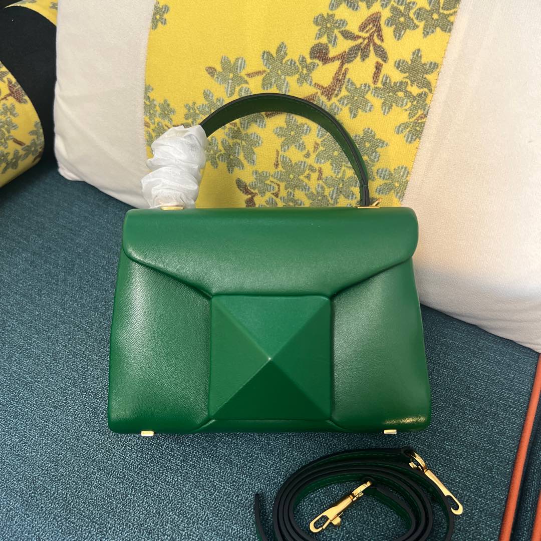 VALENTINO GARAVANI ONE STUD Mini Nappa Leather Bag with Chain