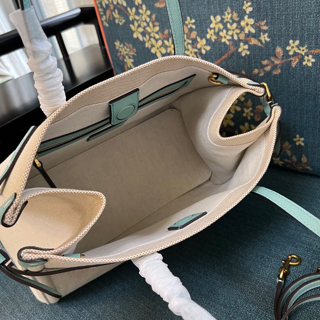 2016L P1380 Ex Gratia Handbag with VLogo Signature Metal Elements - 图片 7
