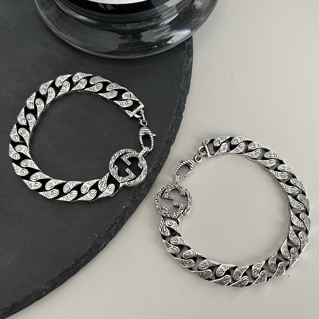 Original Single Version 】 (with complete packaging)Gucci Interlocking - Jewelry