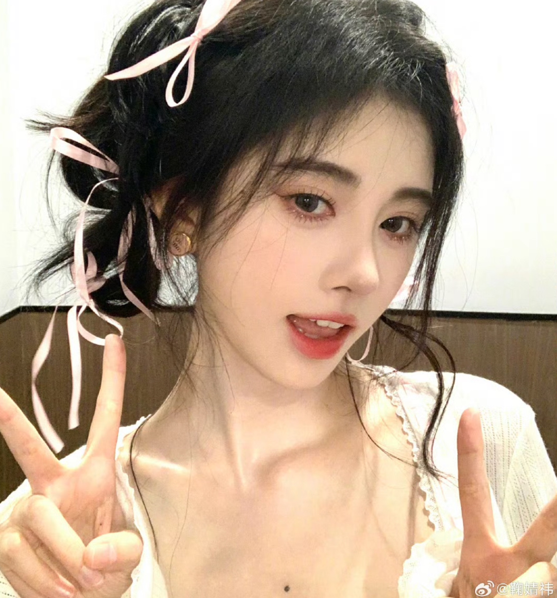 미우미우 귀걸이 135672 Miu Miu Earrings 썸네일 이미지