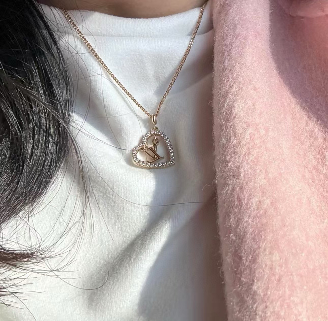 NO:633075,Dragon heart same style LV love necklace, louis vuitton, necklace, Cartier high-end jewelry19860909龙心同款lv爱心项链,,louis vuitton,necklace,卡迪亚高端饰品,Jewelry