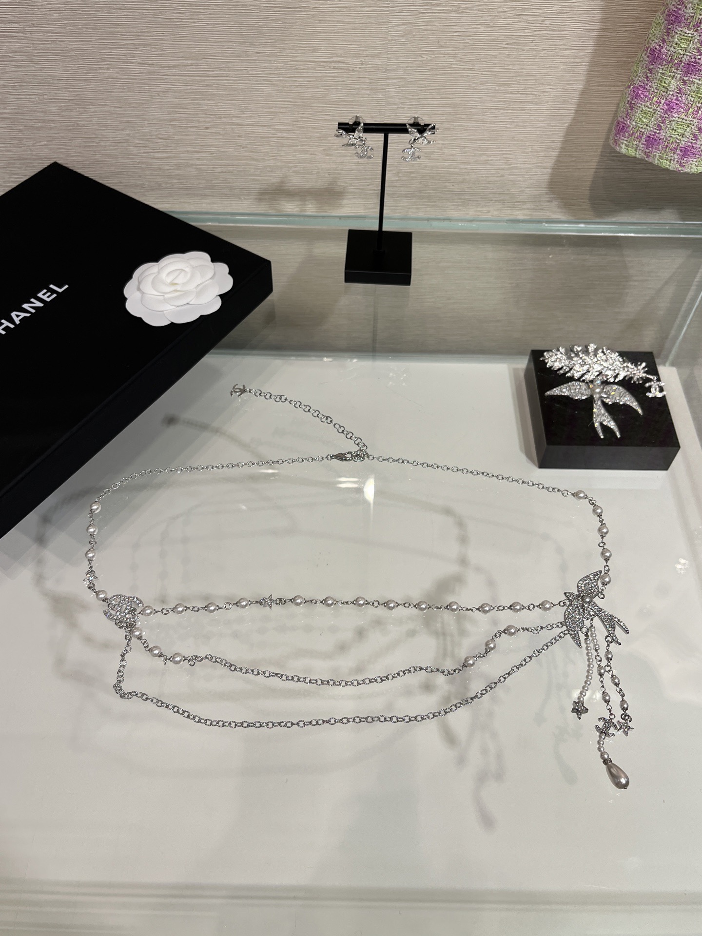 NO:635691,A must-have for hot girls who are fair and beautiful | Belts and waist chains collection 1 adds layering to the outfit and emphasizes the waistline, instantly raising personal taste to a new level, Cartier high-end accessories19860909辣妹白富美必备 ｜ 腰带腰链合集1 增加穿搭层次感 又强调了腰线 让个人品味瞬间提升一个level,,卡迪亚高端饰品,Jewelry