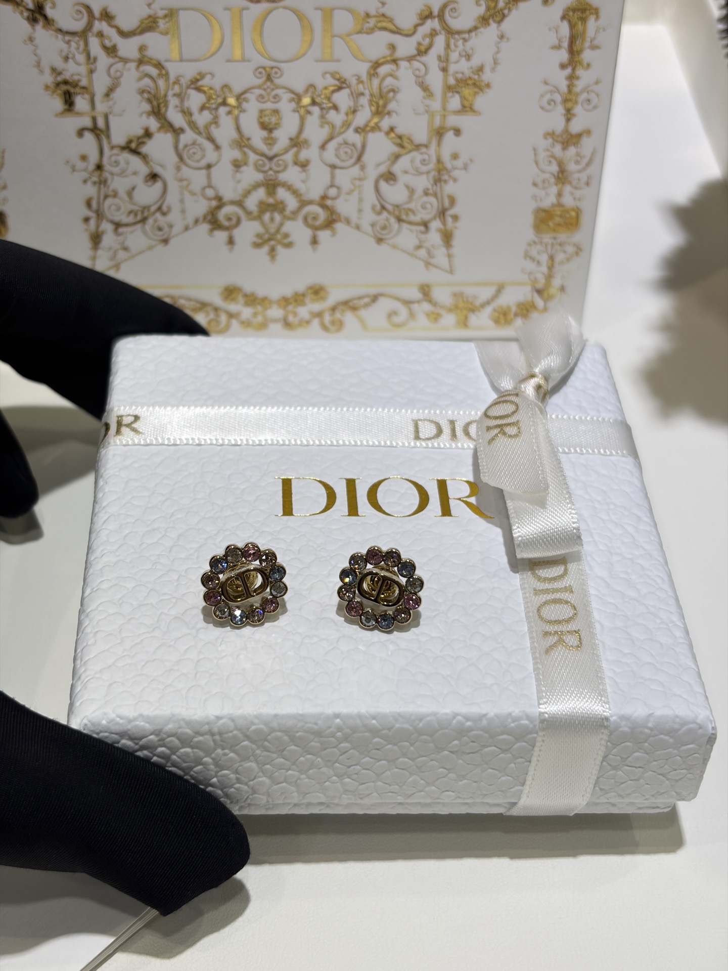 NO:677823,Christmas gift selection: the latest dior earrings collection 2, dior, earrings, Cartier high-end jewelry19860909圣诞礼物挑选 最新款dior耳钉耳环合集2,,dior,earrings,卡迪亚高端饰品,Jewelry