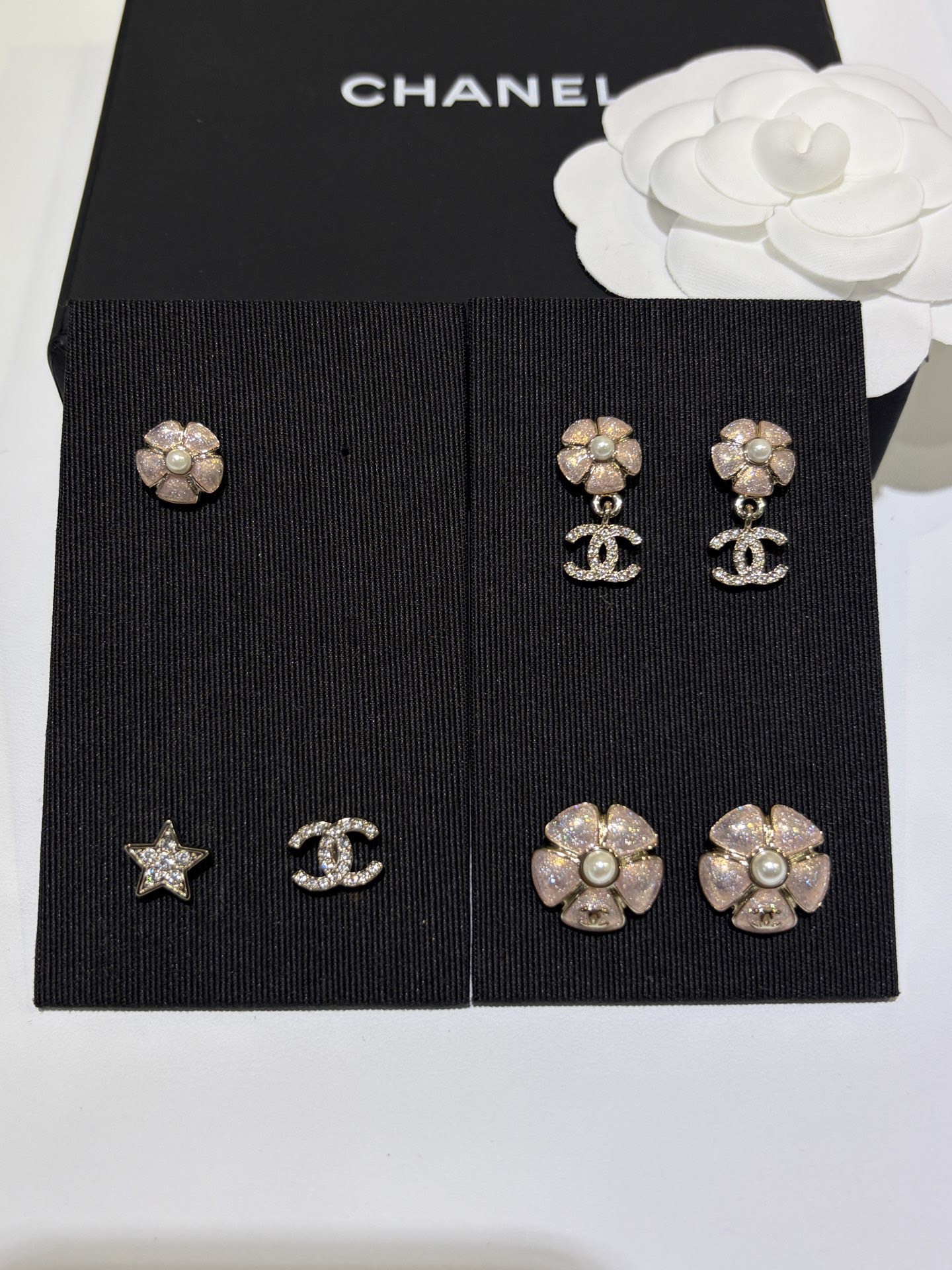 NO:677845,New Year's gift selection: Xiaoxiang's new autumn and winter earring collection, Cardia high-end jewelry19860909新年礼物挑选 小香秋冬新款耳钉大合集,,卡迪亚高端饰品,Jewelry