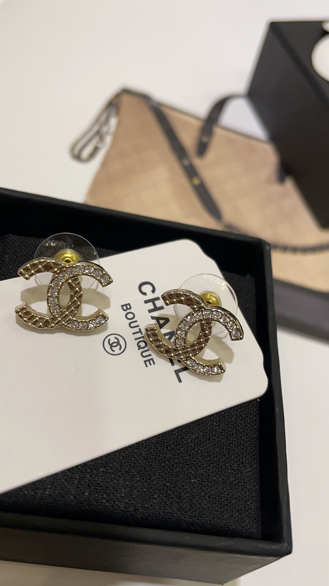 NO:919253,Collection of classic and essential simple cc basic earrings 2, Cardia high-end jewelry19860909经典必备的简约cc基础款耳钉合集2,,卡迪亚高端饰品,Jewelry