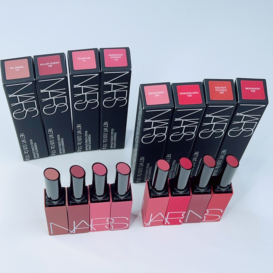 Louis Vuitton Haute Couture Couture Beauty Luxury Makeup Lipstick 2