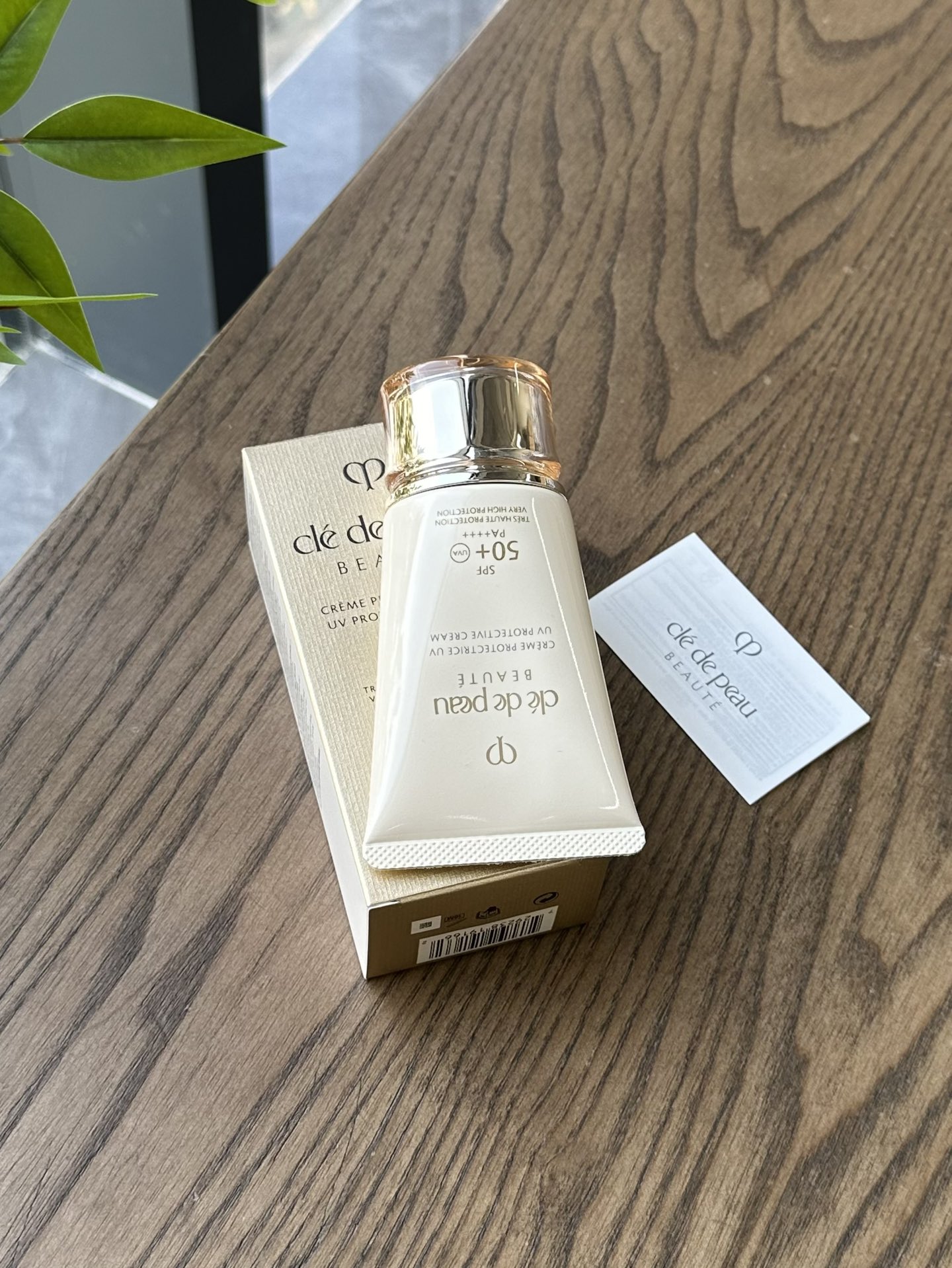 爱马仕 Hermès 高定典藏名品高定成衣时装外套连衣裙衬衫T恤 #6C3C40B9 3