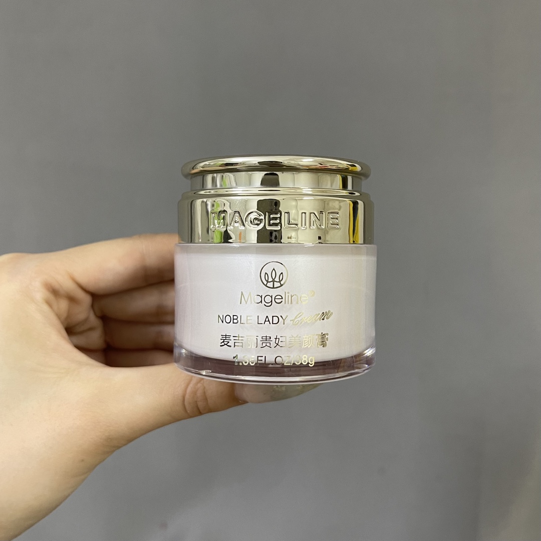 Louis Vuitton Haute Couture Couture Beauty Luxury Skincare Cosmetics 3