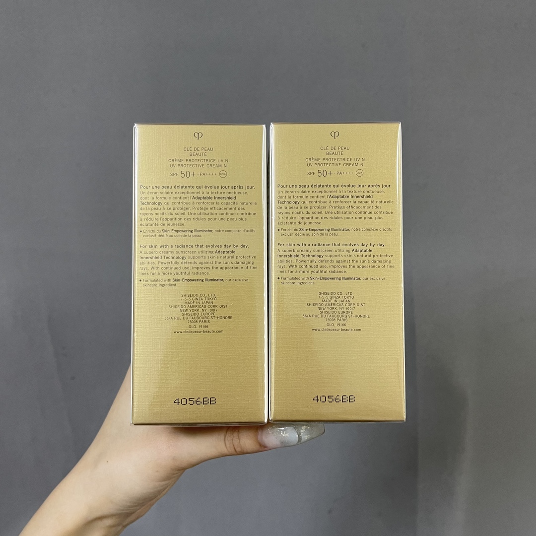 爱马仕 Hermès 高定典藏名品高定成衣时装外套连衣裙衬衫T恤 #F1A4A37C 4
