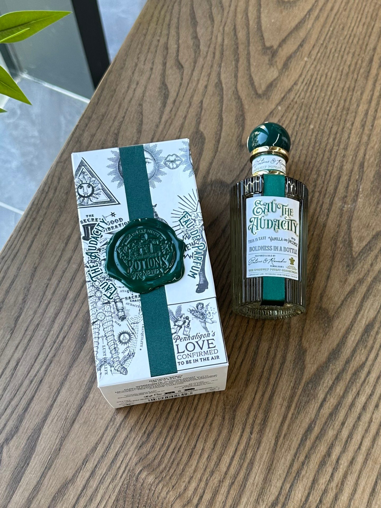 MiniCost Perfume 8