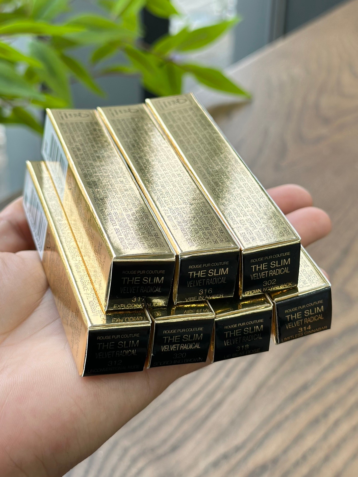 YSL圣罗兰小黑条口红 5