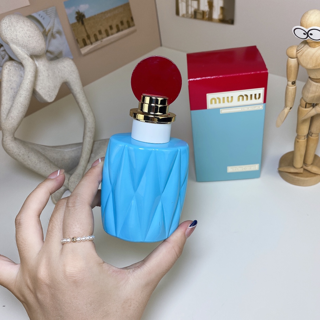 Miu Miu Haute Couture Artisanal Perfumery Haute Fragrance Scent Perfume 3