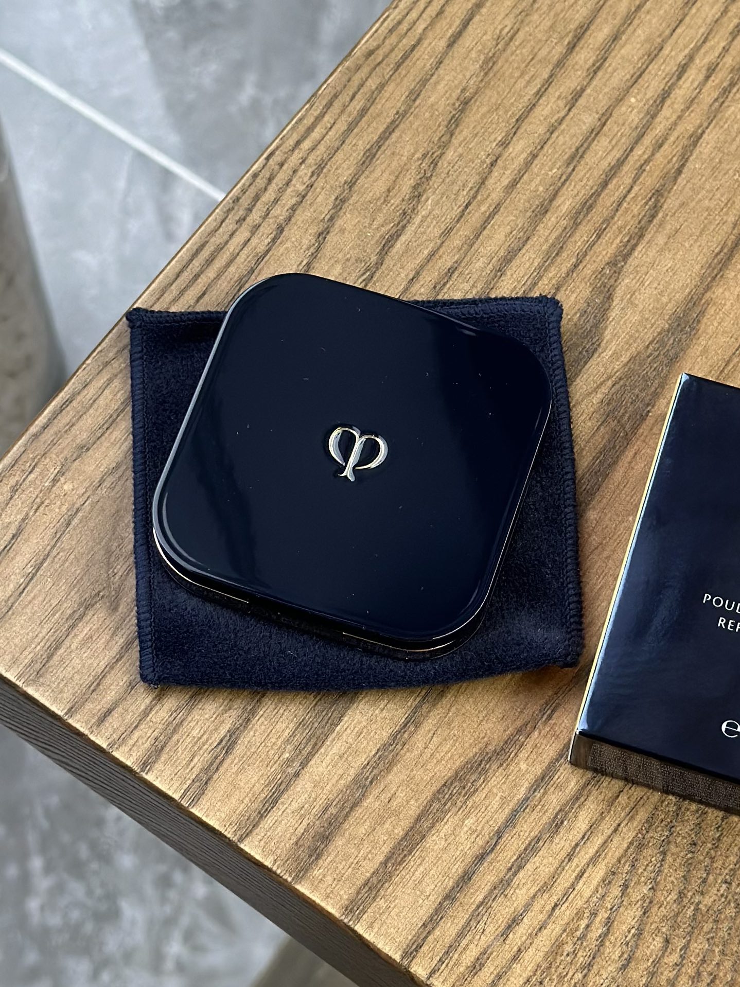 路易威登 Louis Vuitton 高定典藏名品高定成衣时装外套连衣裙衬衫T恤 #93C73908 4