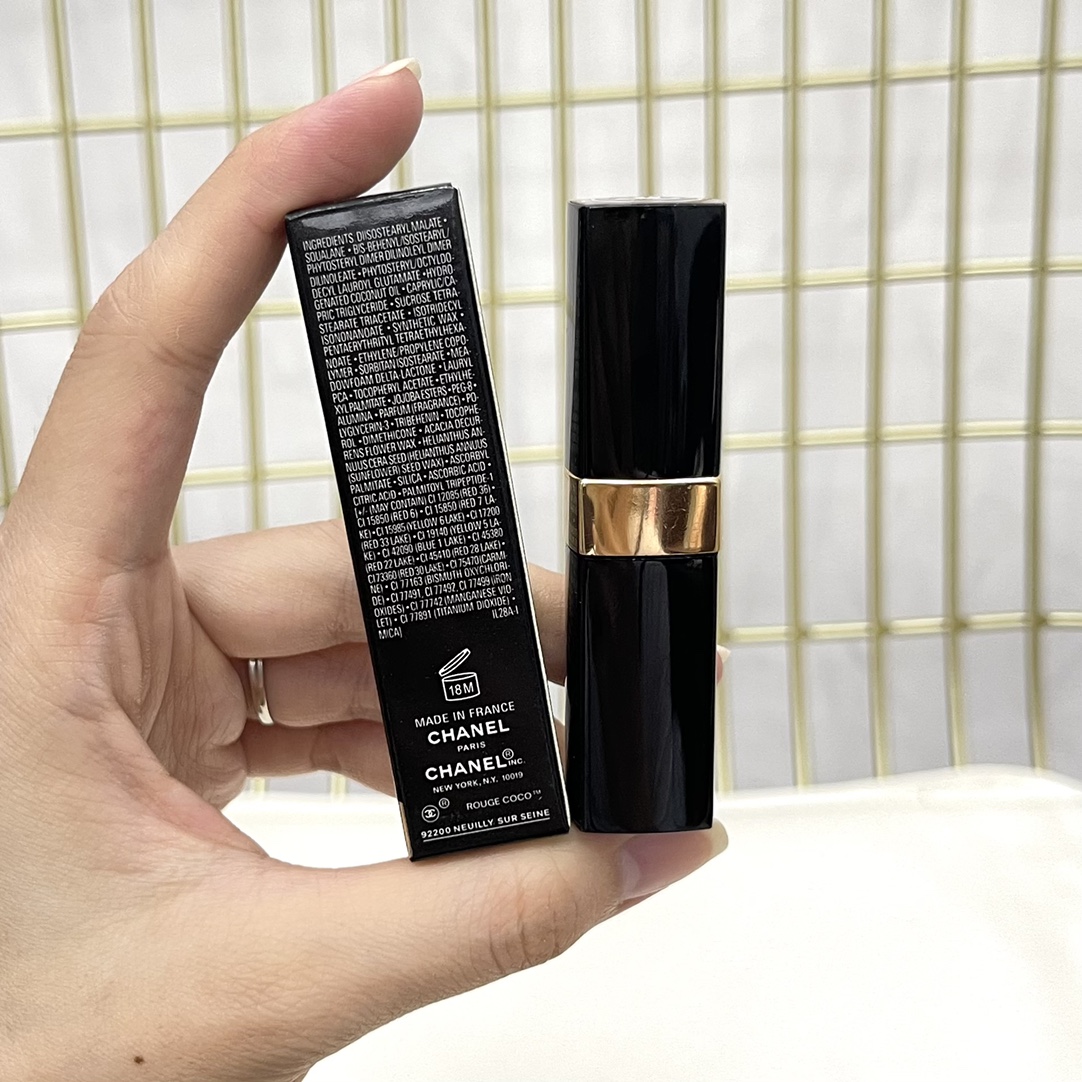 Chanel Haute Couture Couture Beauty Luxury Makeup Lipstick Foundation 2