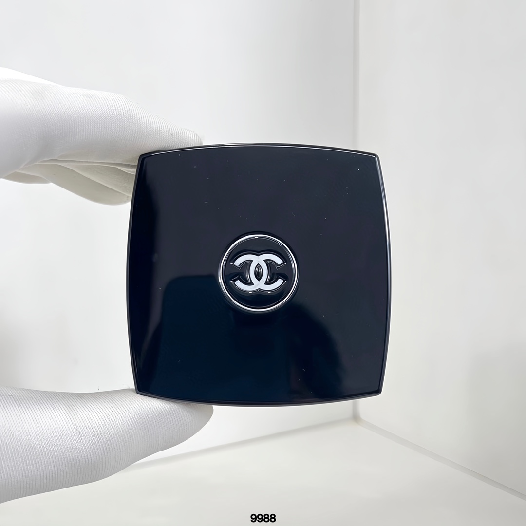 Chanel Haute Couture Couture Beauty Luxury Makeup Lipstick Foundation 2