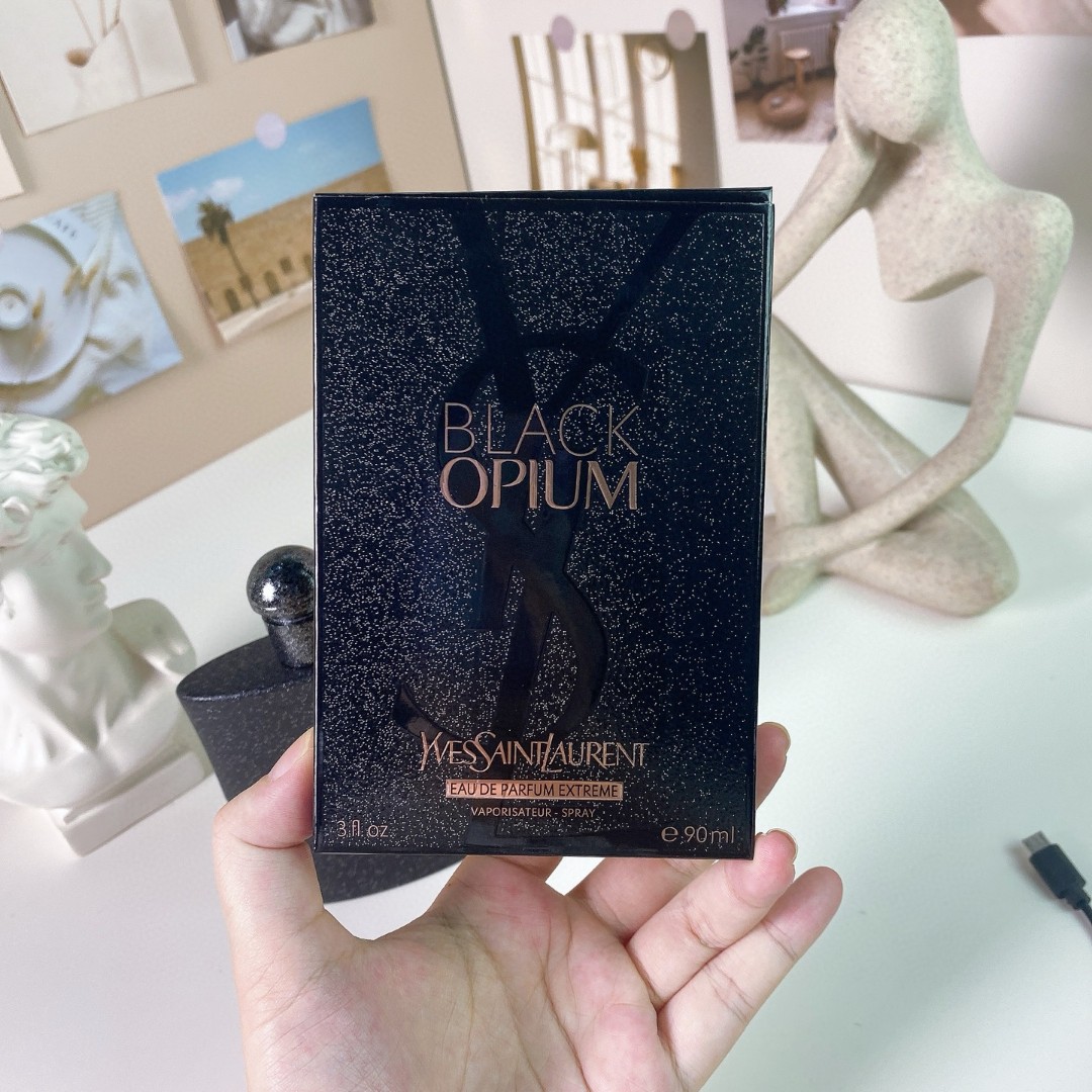 Saint Laurent Haute Couture Artisanal Perfumery Haute Fragrance 4