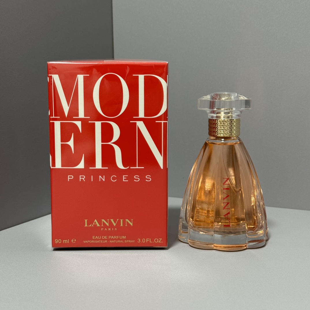 Omega Haute Couture Artisanal Perfumery Haute Fragrance Scent