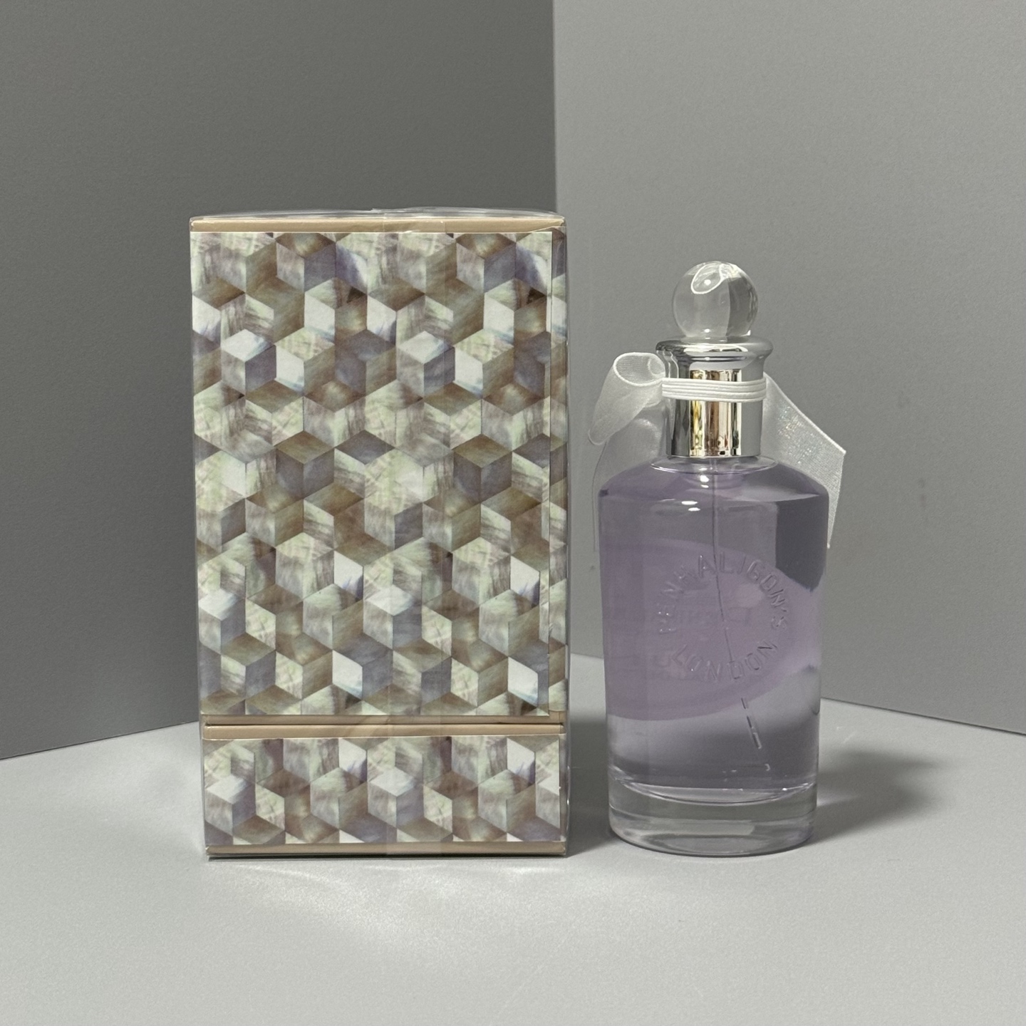 Chanel Luxury Haute Parfumerie Fragrance Perfume Ref 2