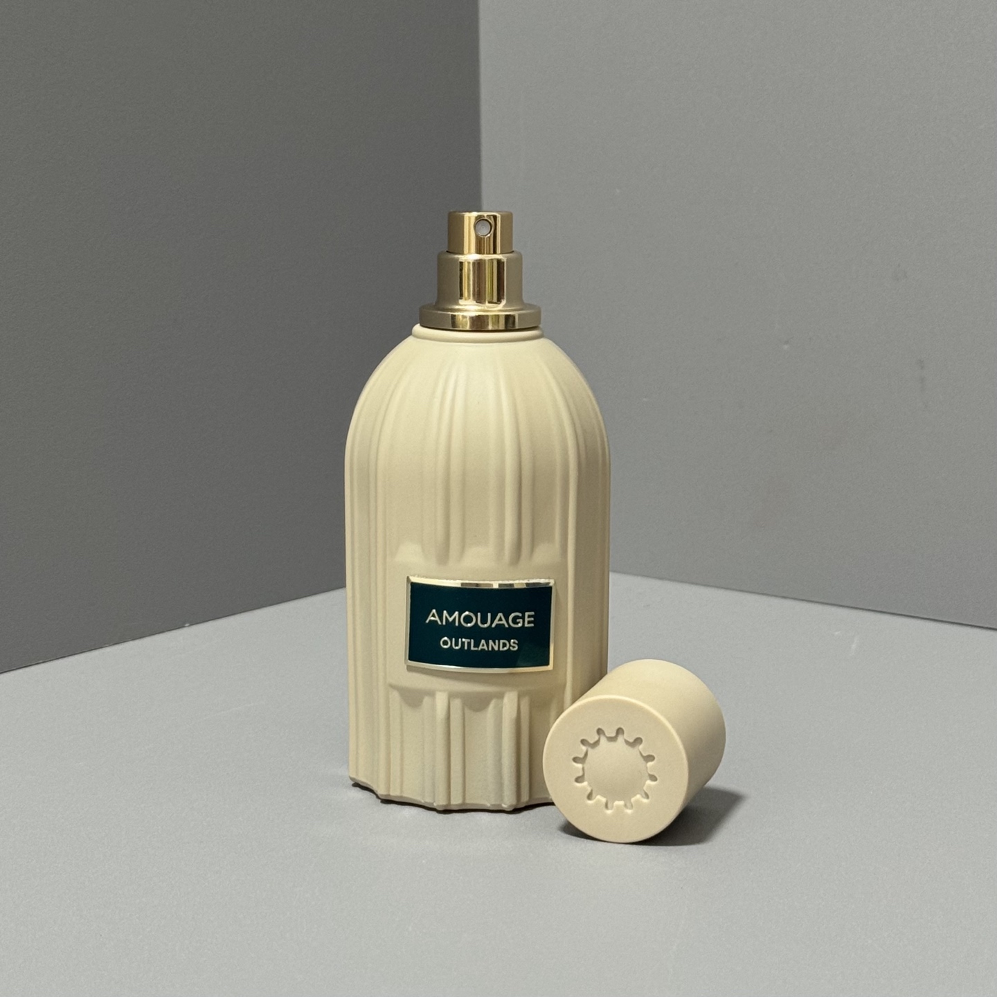 Alexander McQueen Haute Couture Artisanal Perfumery Haute Fragrance 4