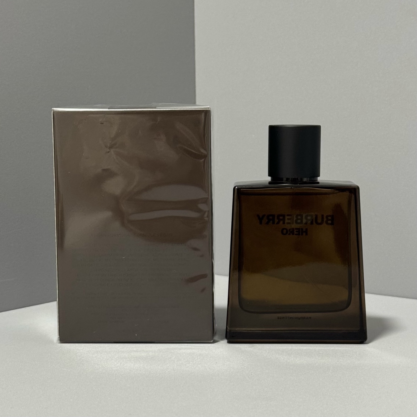 Burberry Luxury Haute Parfumerie Fragrance Perfume Ref 2