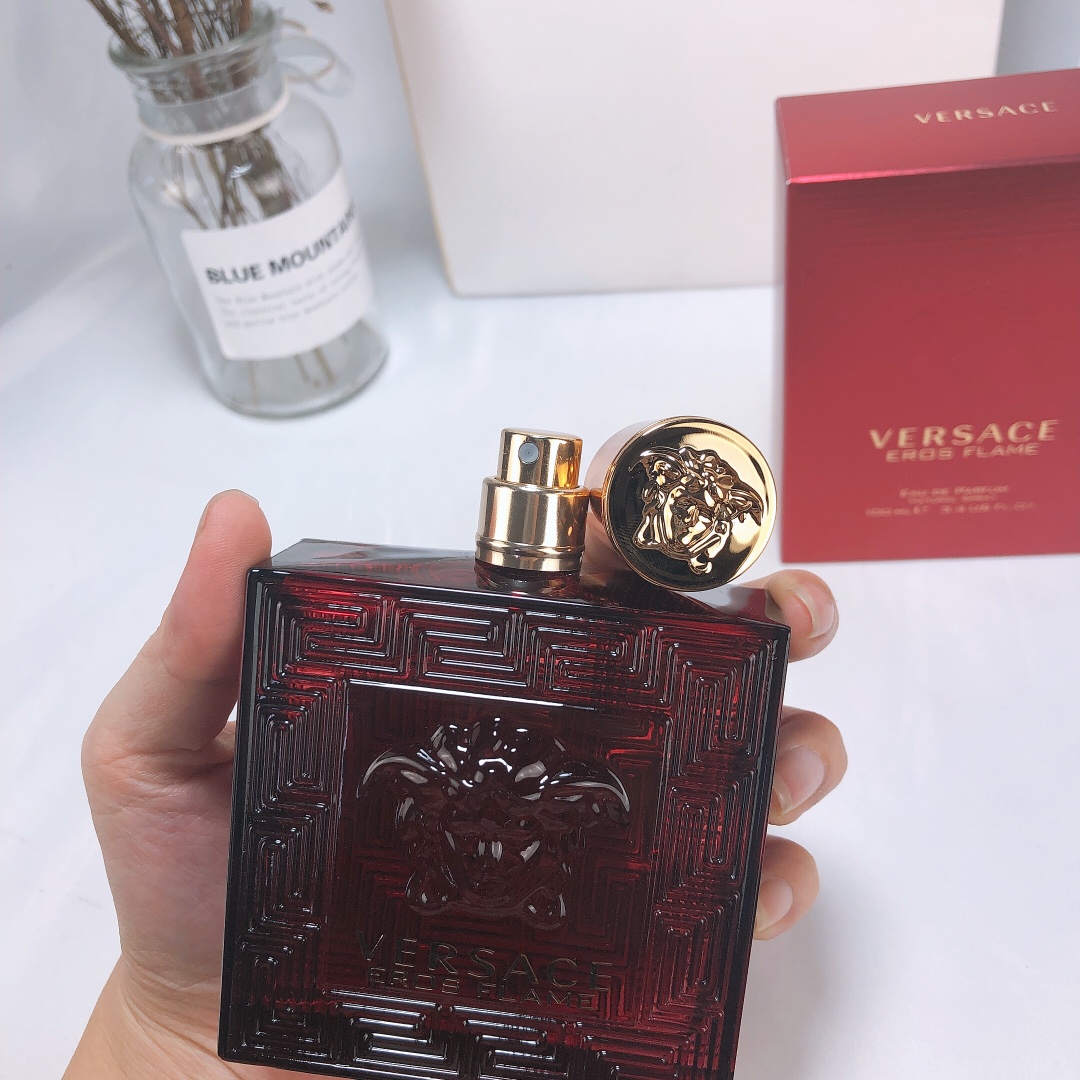 Versace Haute Couture Artisanal Perfumery Haute Fragrance Ref 4