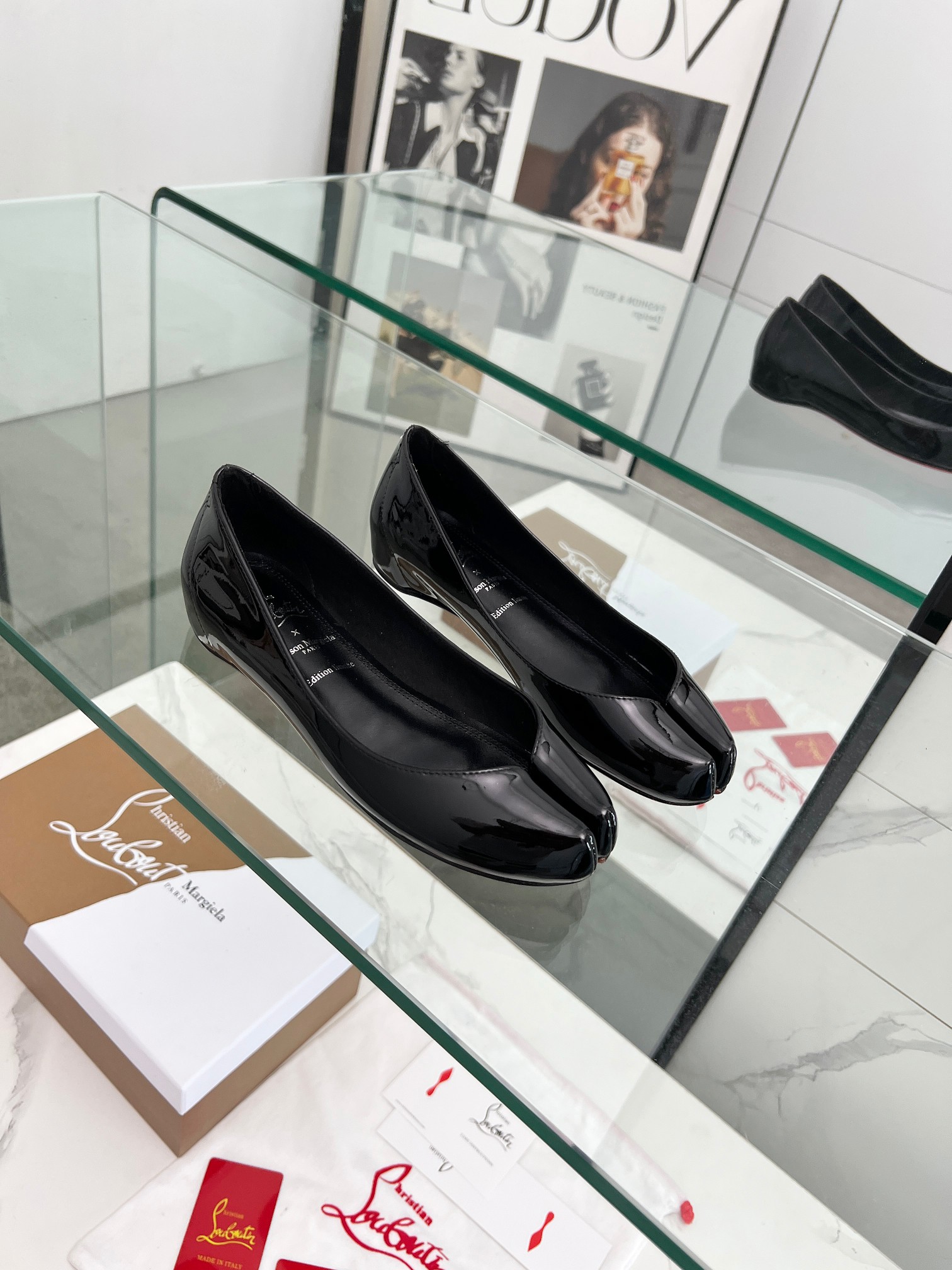 “Christian Louboutin and Maison Margiela Joint Shoe Series: Red Bottom Toe-to-Shoe Collection” - 图片 8