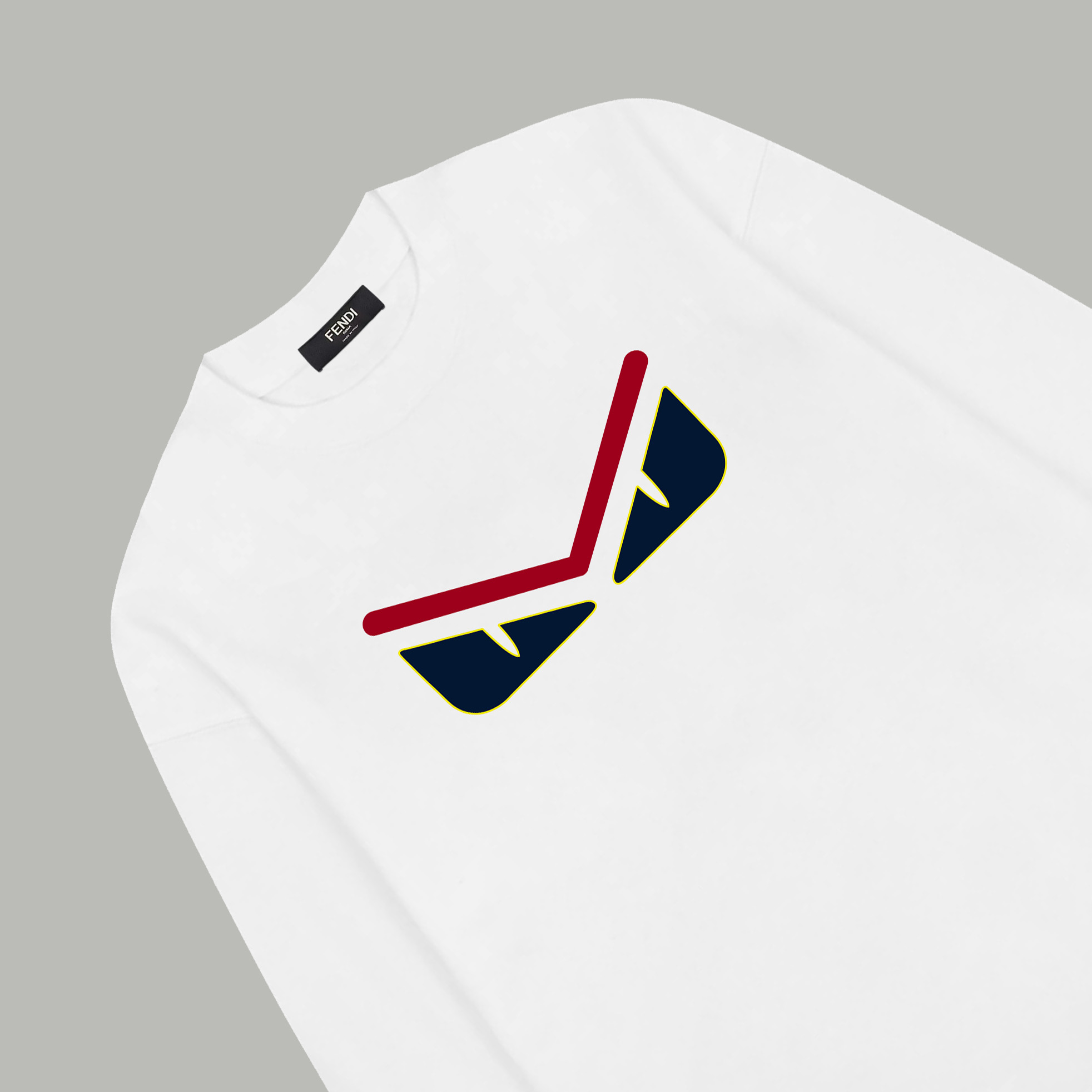  💰125 Fendi/芬迪 《官网同款 限定小怪兽眼睛logo字母》 印花毛圈长袖卫衣 

-【420G重磅毛圈版本 百分百纯棉独家出货 定染硫化黑无尘处理面料 】  

-面料：420G百分百纯棉赛络纺毛圈，配套410G纯棉罗纹🔥
 Logo标识精致升级，灵感源自八十年代复古
原版面料 官方同款 圆领卫衣

- 颜色：黑色 白色

- 尺码：XS S M L 

- 购入原版开模打造，全套定制辅料，细节决定成败。

- 辅料:   原版辅料一比一三标齐全，os落肩版型，男女同款，官网品质
- 无性别区分 男女同款