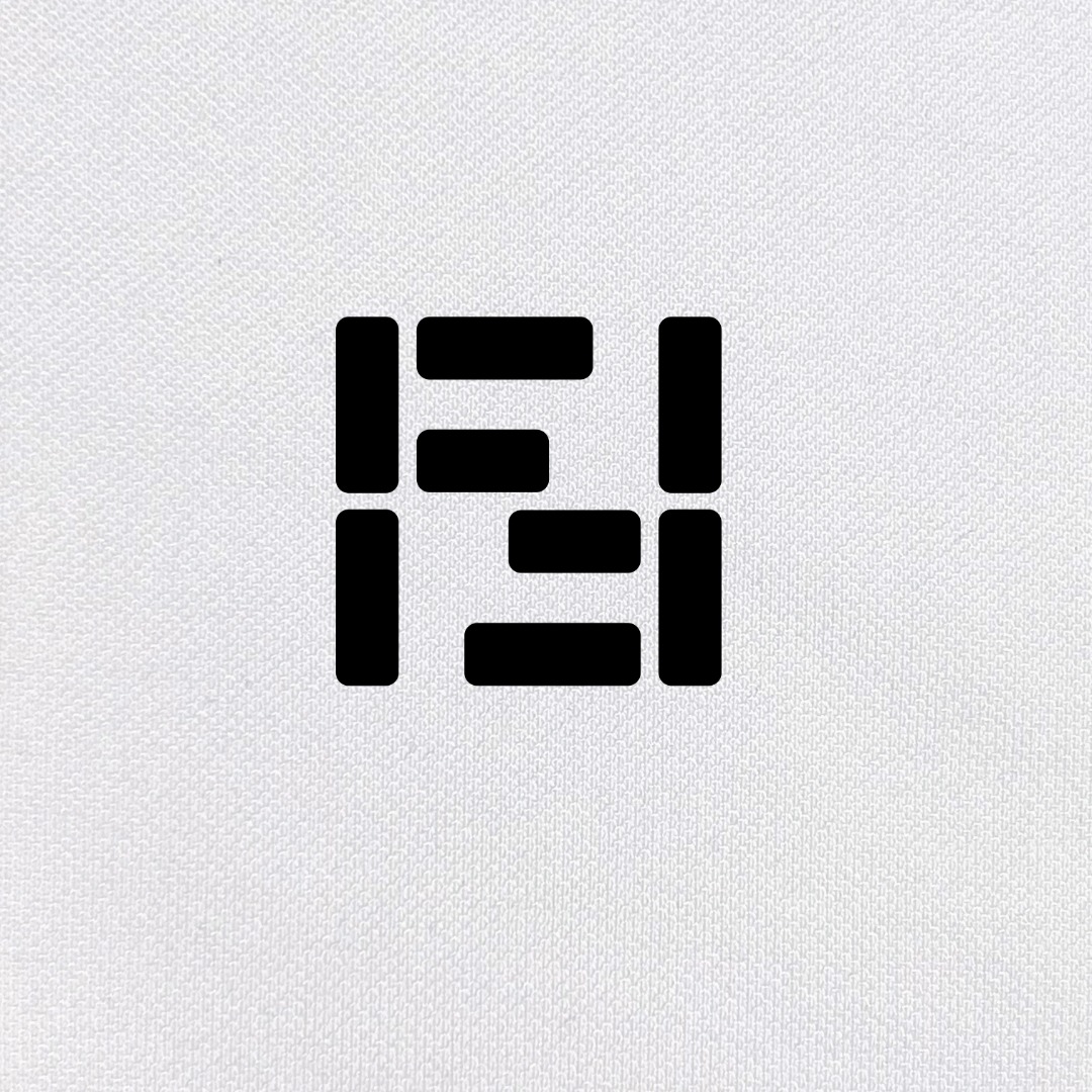 Fendi 款式： Fendi/芬迪 新款发泡logo字母 翻领Polo衫短袖