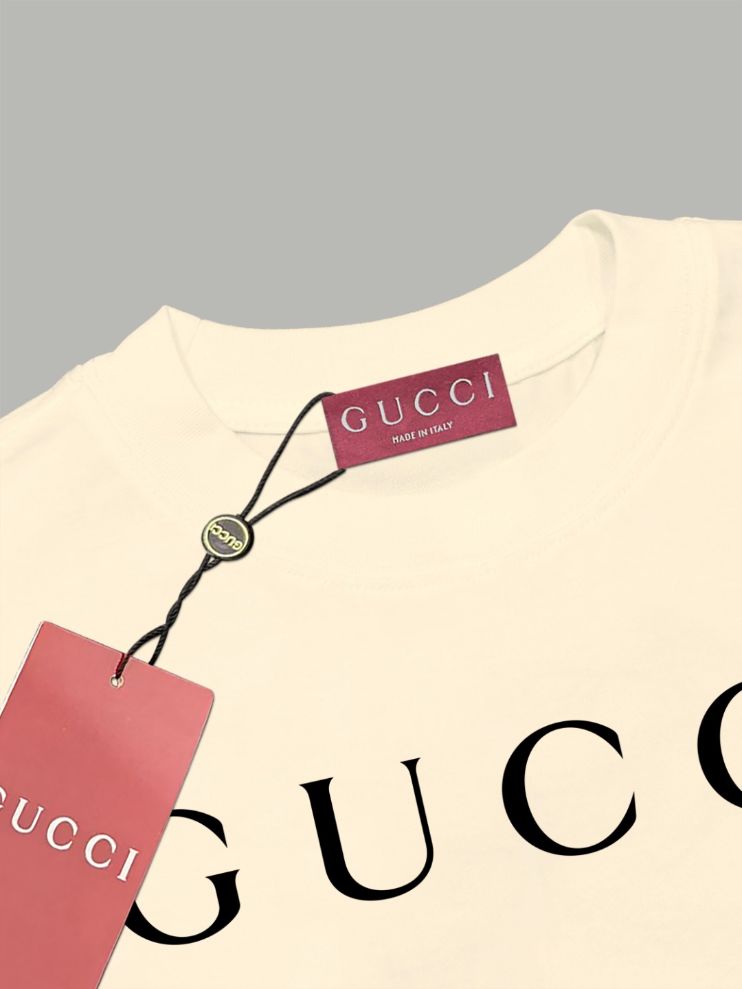 Gucci gucci/古驰《 卡通笑脸小人logo字母》 印花双纱纯棉短袖