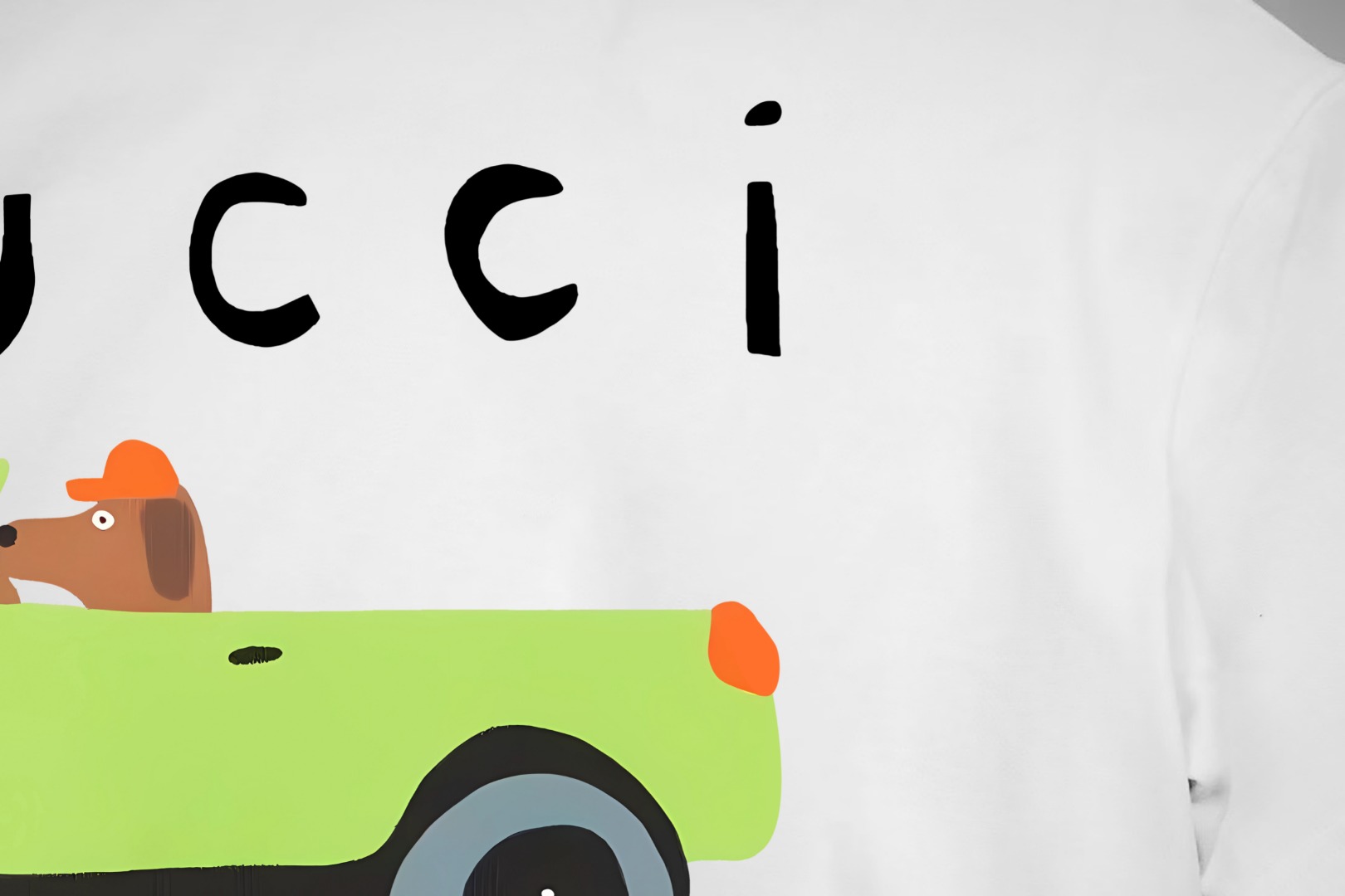 Gucci gucci/古驰《 卡通汽车小狗logo字母》 印花双纱纯棉短袖