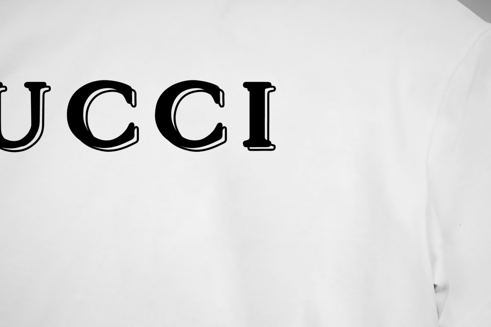 Gucci gucci/古驰《 字母重影》 印花双纱纯棉短袖