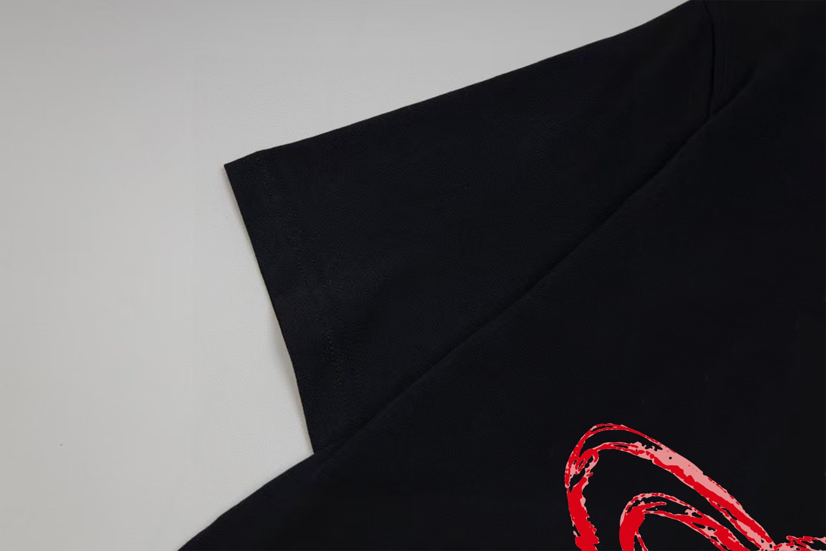 Vivienne Westwood Vivienne Westwood/西太后 《 红色涂鸦土星logo图案》 印花双纱纯棉短袖