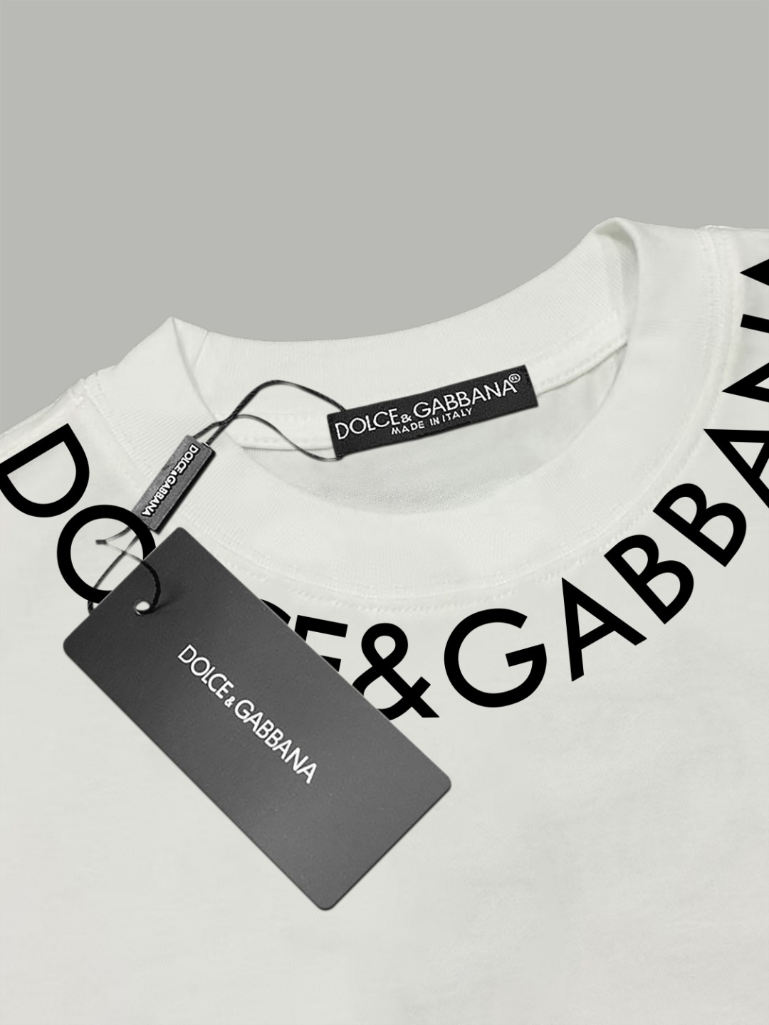 Dolce & Gabbana 杜嘉班纳Dolce&Gabbana 《 围领款字母logo 》 印花双纱纯棉短袖