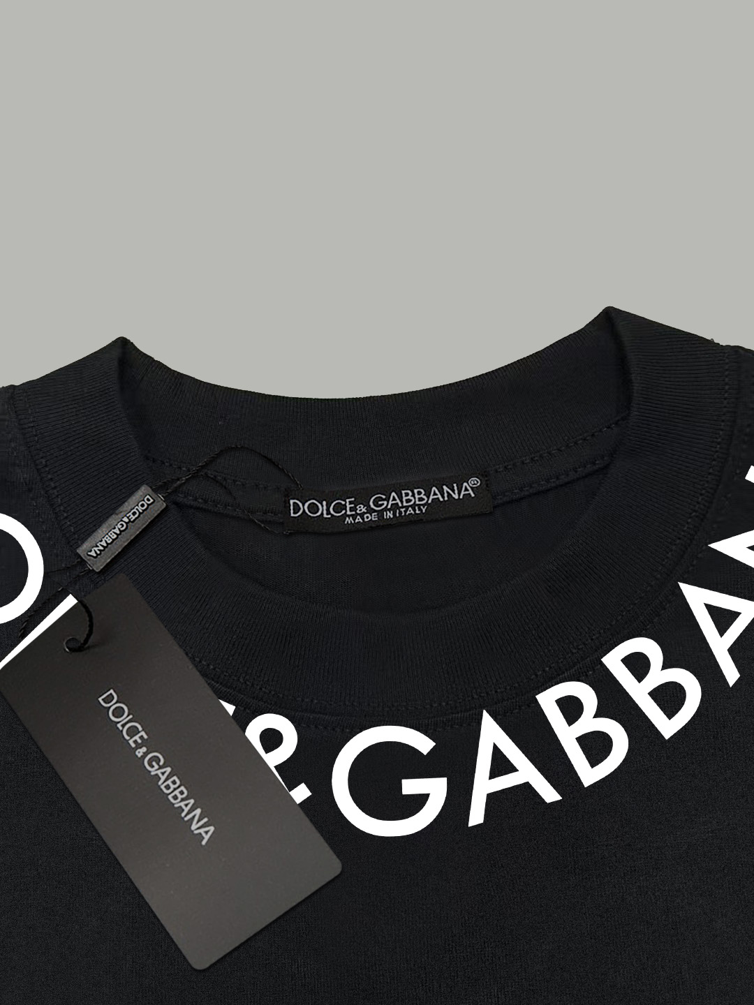 Dolce & Gabbana 杜嘉班纳Dolce&Gabbana 《 围领款字母logo 》 印花双纱纯棉短袖