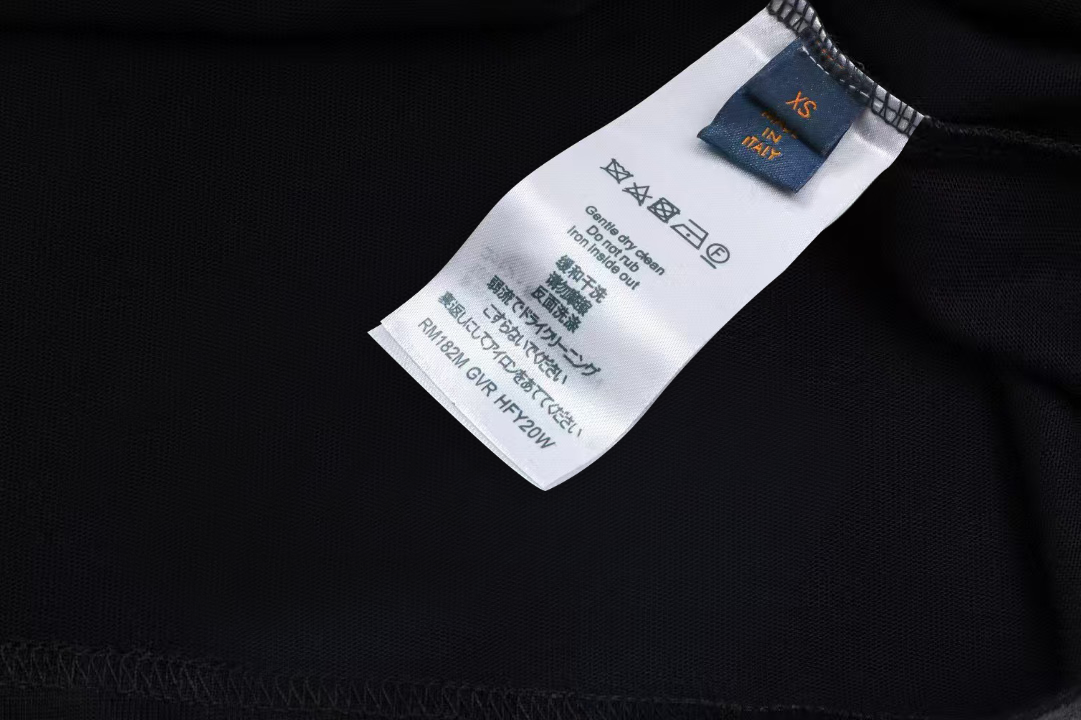 Louis Vuitton LOUIS VUITTON/路易斯威登 《 泼墨款logo字母》 印花双纱纯棉短袖